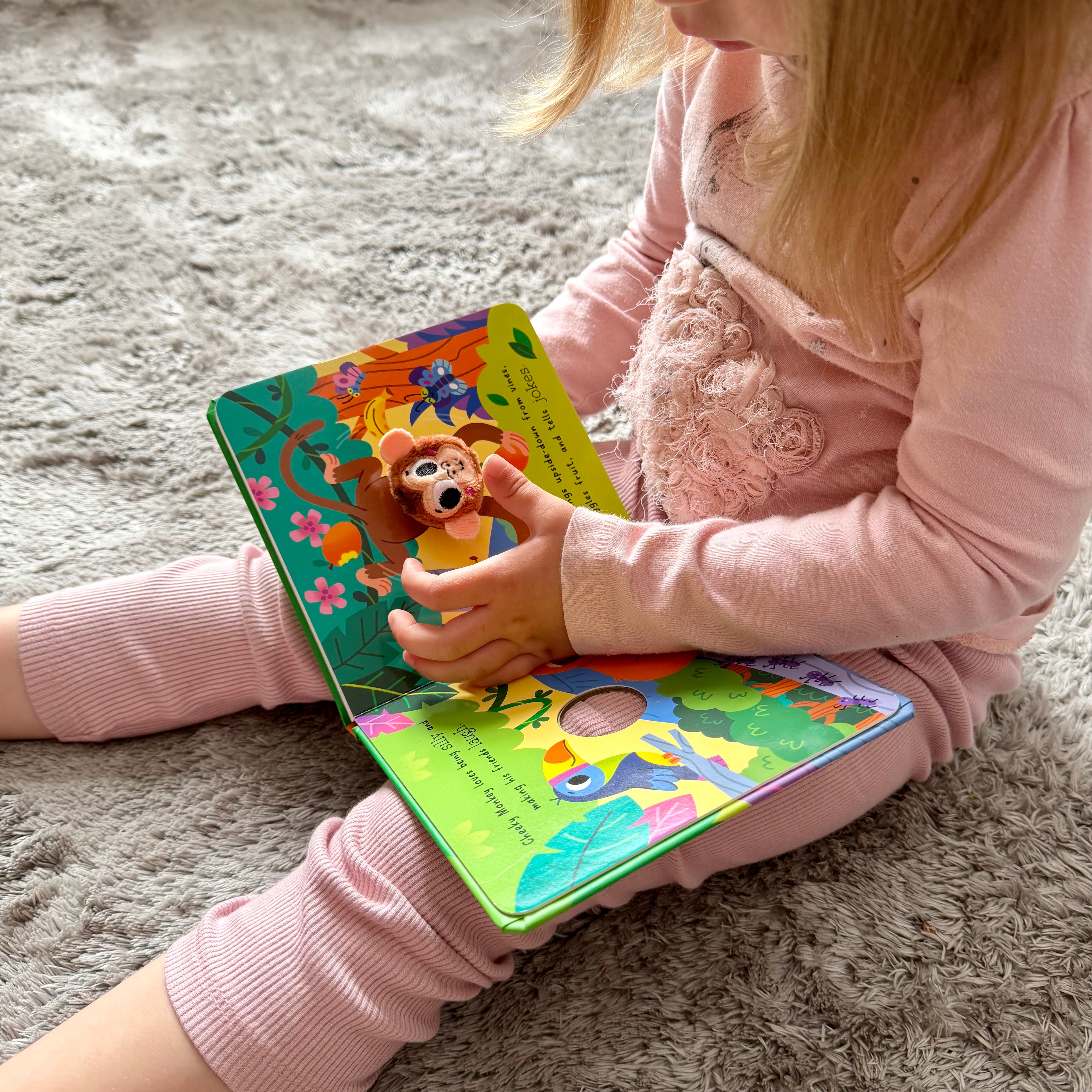 Cheeky Monkey! - Finger Puppet Book